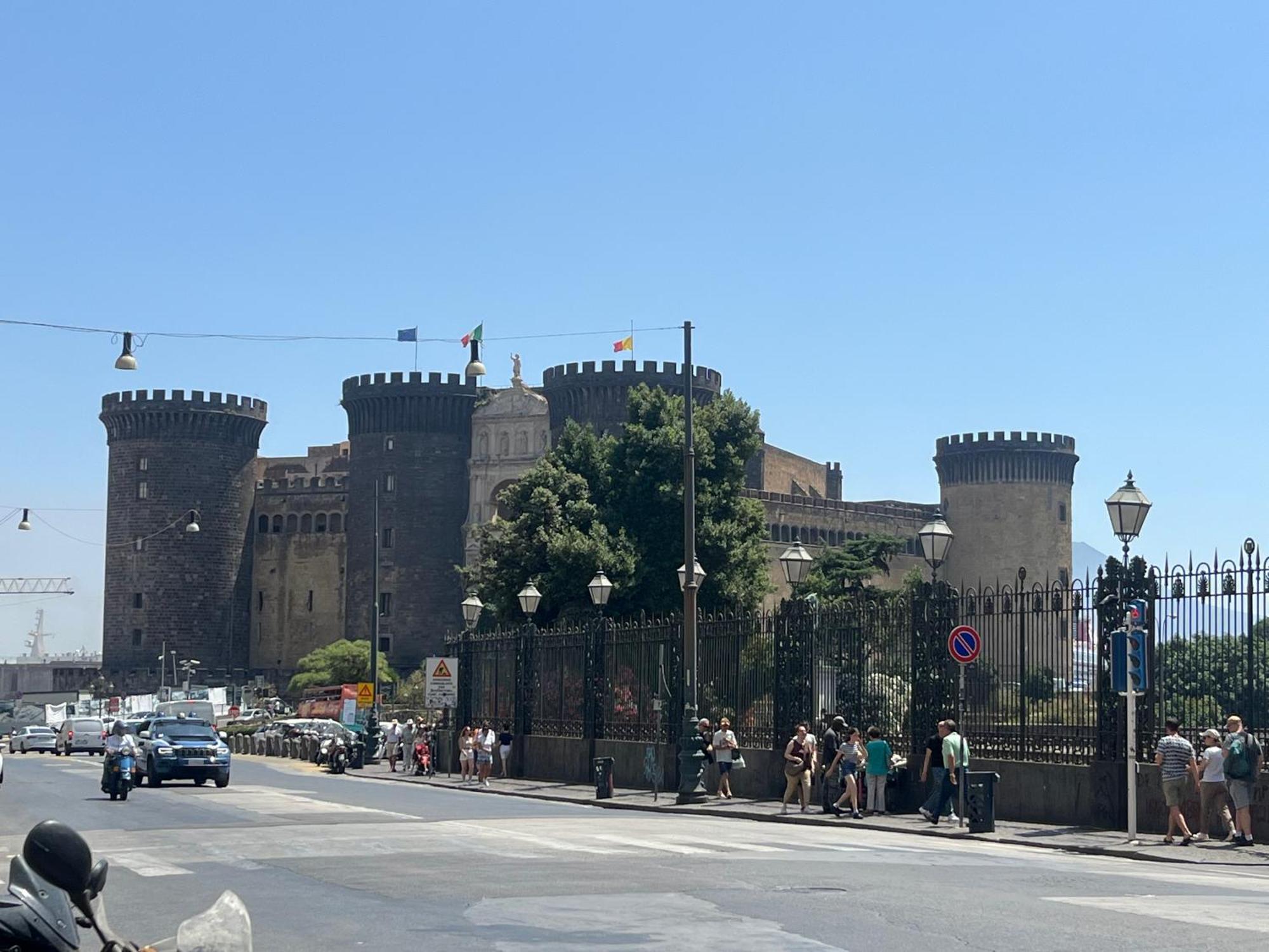 Casetta Piazza Plebiscito ナポリ エクステリア 写真